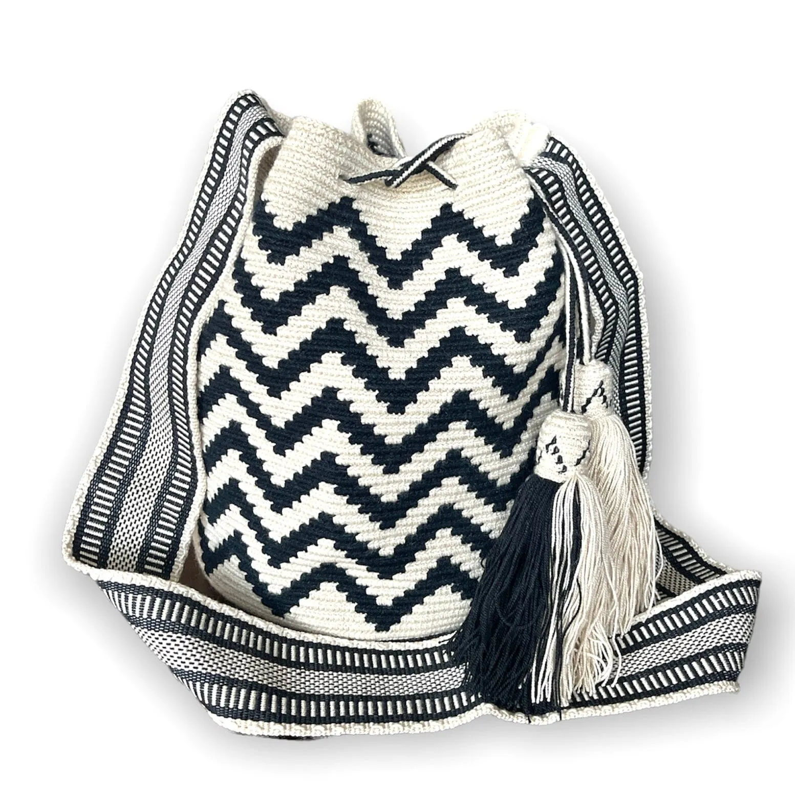 Chevron Perissa Beach Bags | Black and White Crochet Crossbody Bag - L