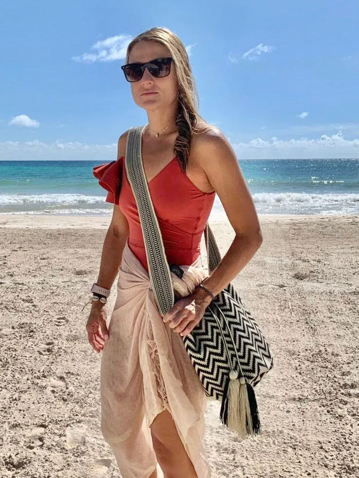 Chevron Perissa Beach Bags | Black and White Crochet Crossbody Bag - L