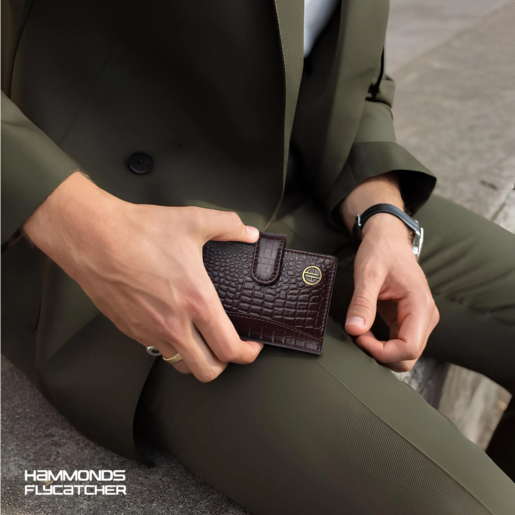 Genuine Leather RFID Protected Card Holder Wallet for Men and Women