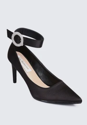 Lyla Comfy Pumps In Black