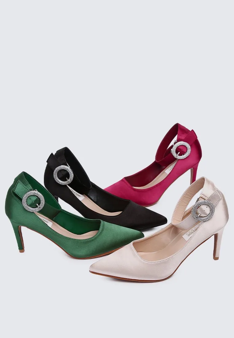 Lyla Comfy Pumps In Black