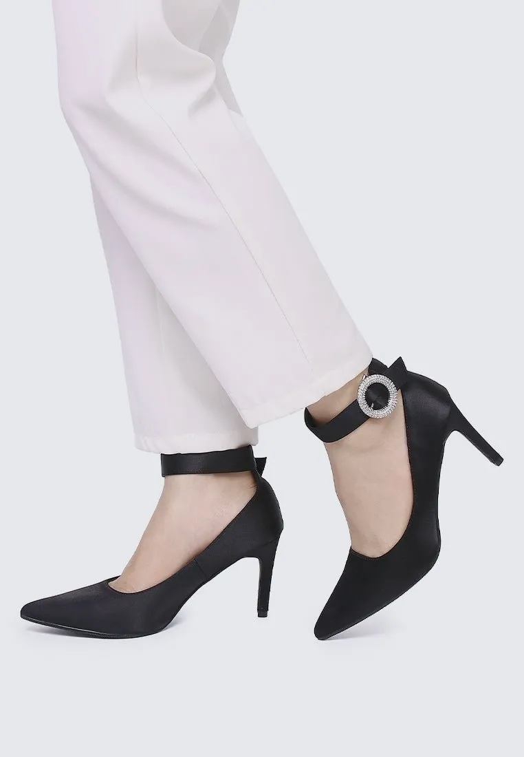 Lyla Comfy Pumps In Black