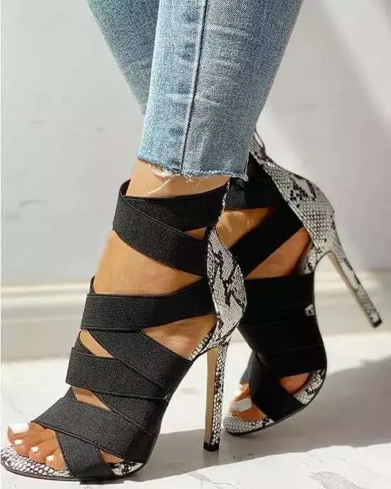 Snake Pointed Toe Pumps