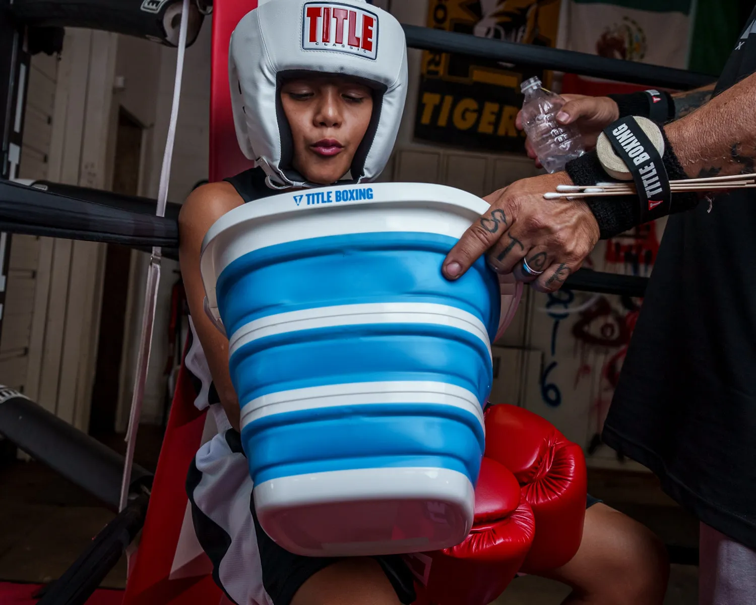 TITLE Boxing Collapsible Bucket