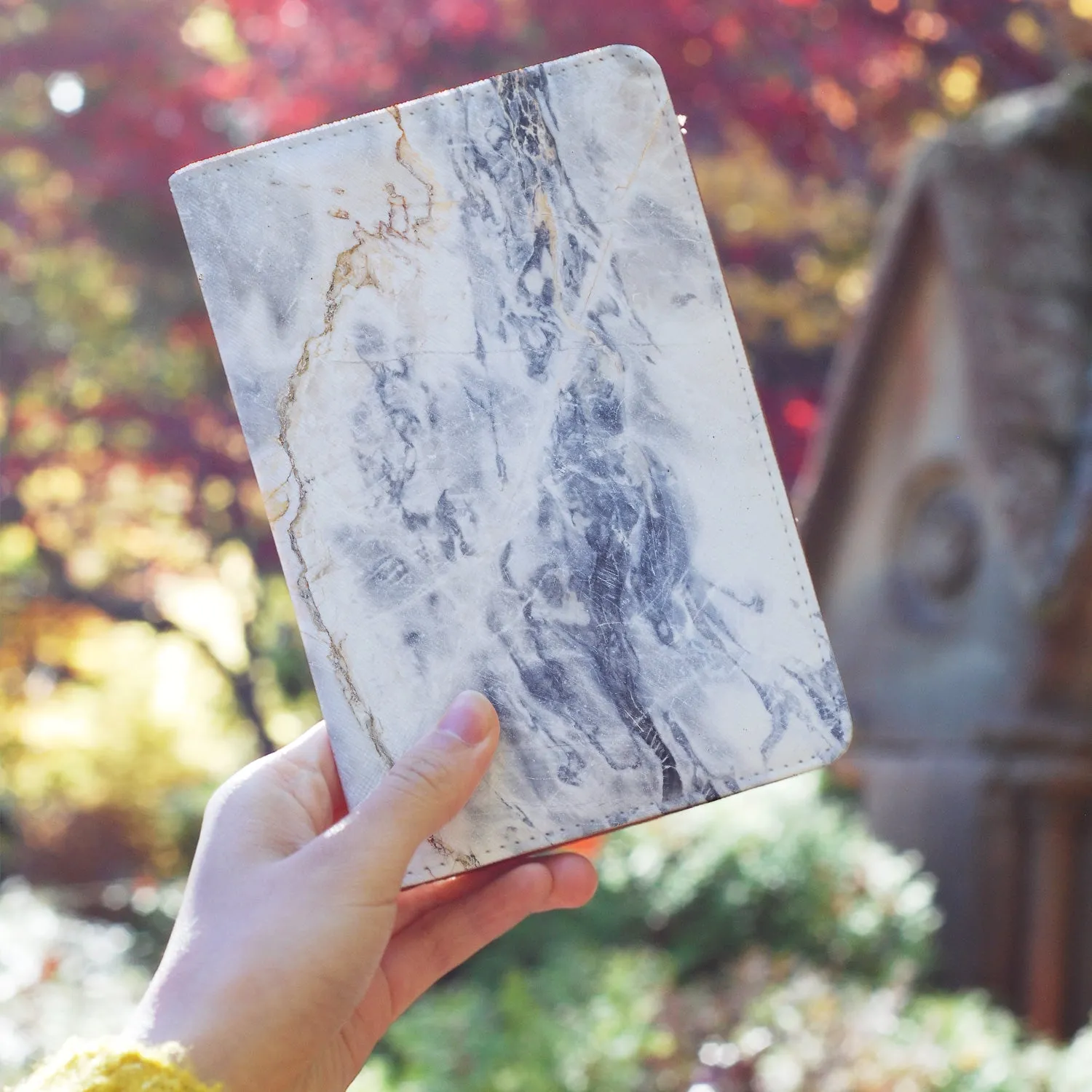 Travel Wallet - Marble